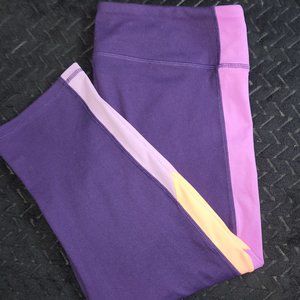 Champion ladies' stylish DuoDry athletic cropped pants in size XXL